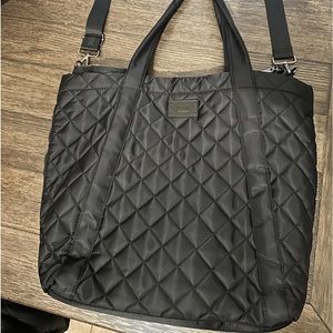 Black Steve Madden messenger bag. Excellent condition